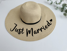 Load image into Gallery viewer, Just Married Sun Hat
