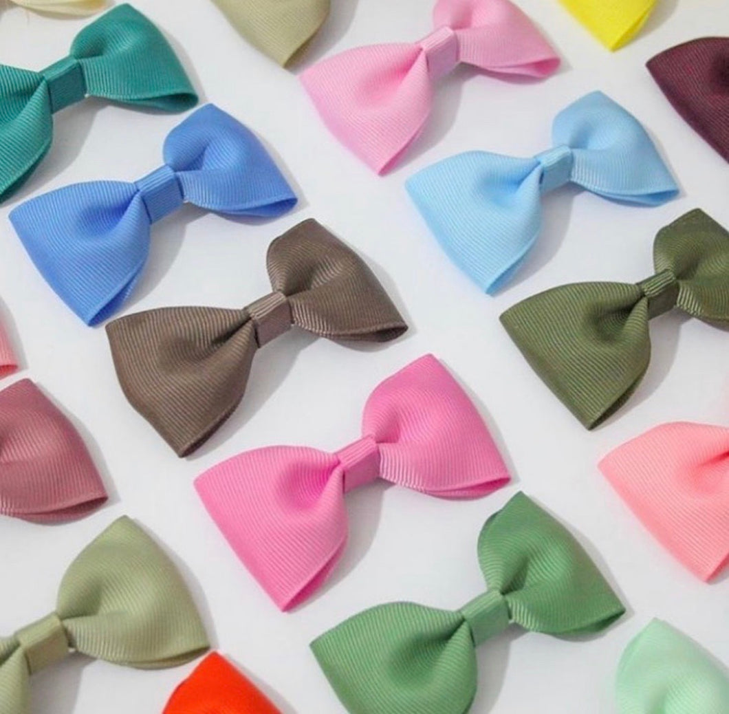 Medium Pinch Bows - Clips & Headbands