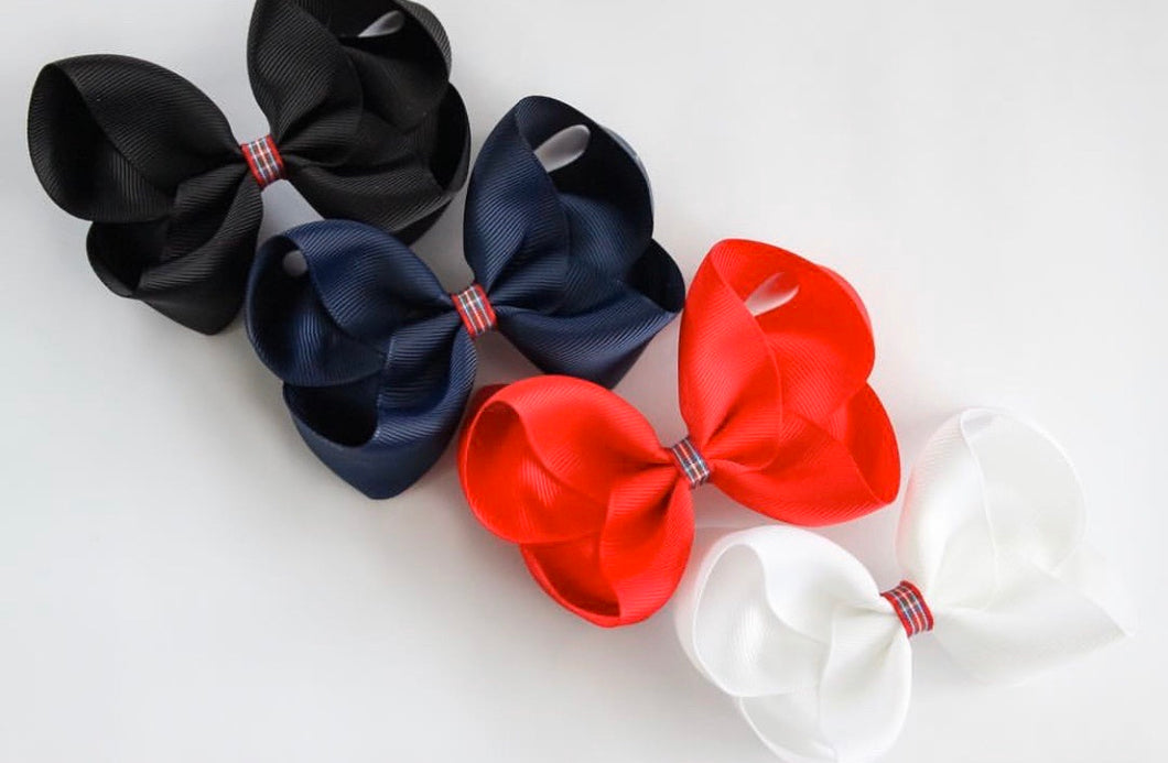 'A touch of Tartan' large boutique bows
