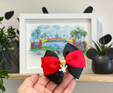 Load image into Gallery viewer, Charm Triple Pinch Hair Bows
